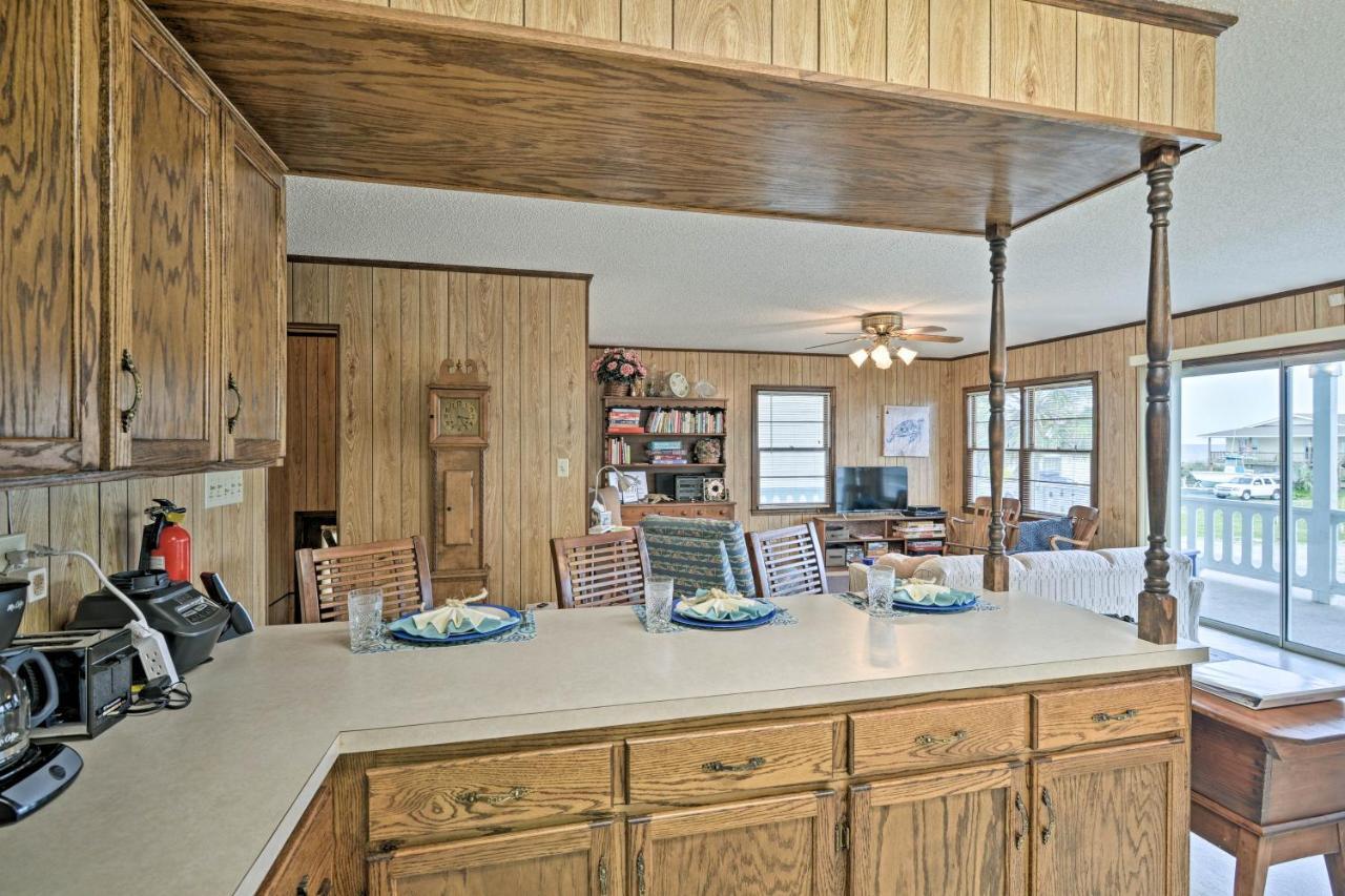 Pet-Friendly Second Row House Steps To Beach! Holden Beach Exterior foto